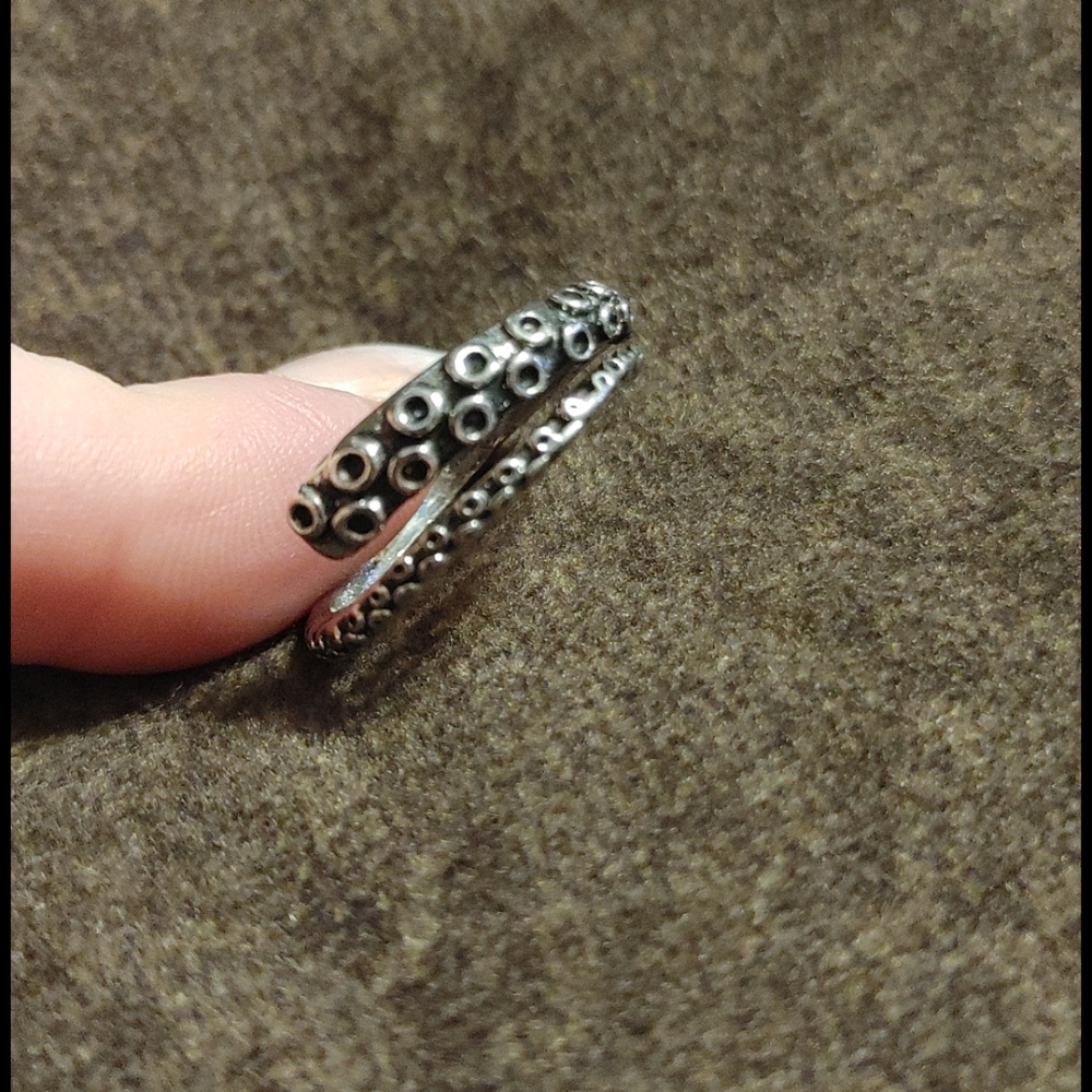 "Ursula" Jewelry 🐙 - Picture 4 of 8